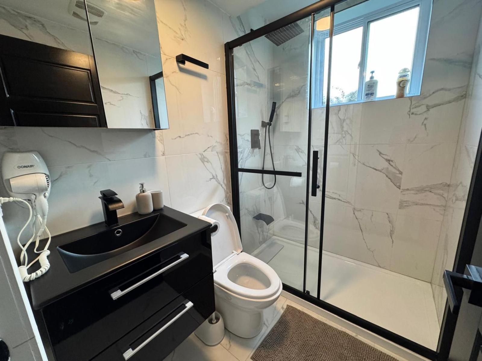 Ndg Dreams! New & Modern 3Br Easy City Life Montréal Exterior foto
