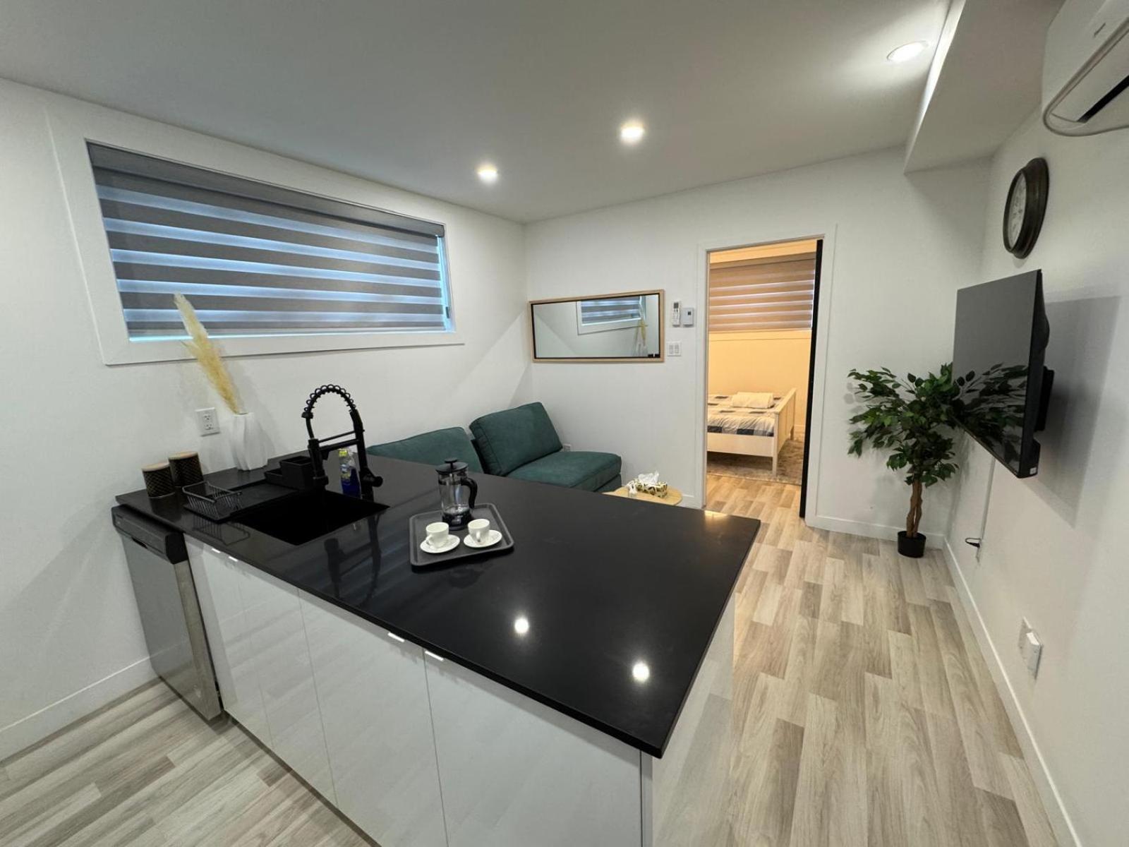 Ndg Dreams! New & Modern 3Br Easy City Life Montréal Exterior foto